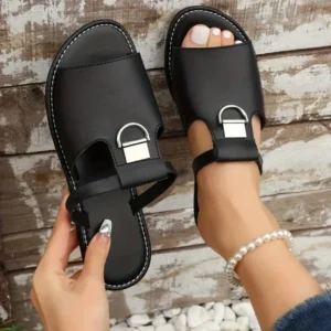 Sandales plates femme Maroc en cuir synthétique noir – Royale Women