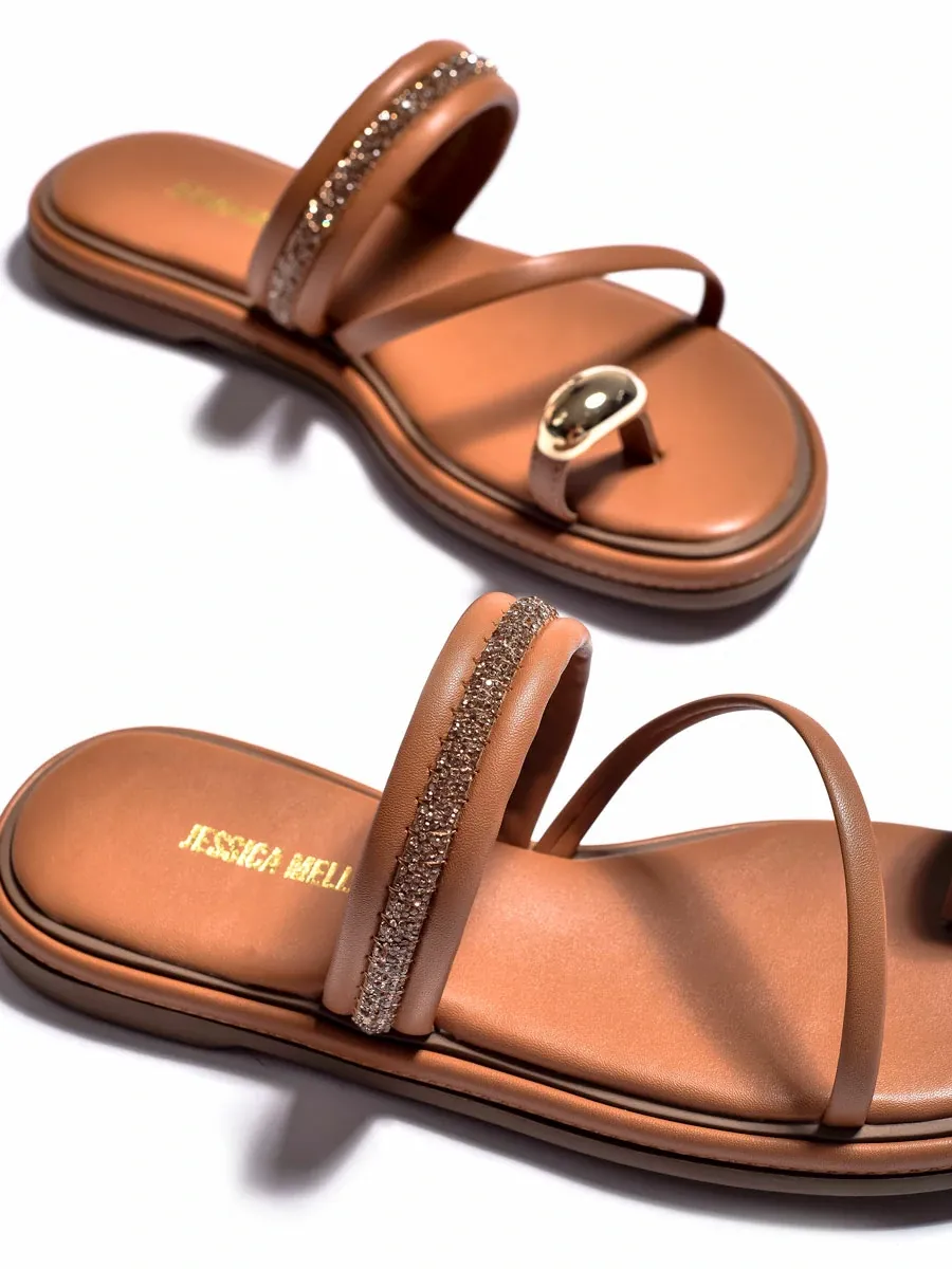 "Sandales avec strass Maroc Royale Women, cuir marron avec boucle dorée, automne 2025